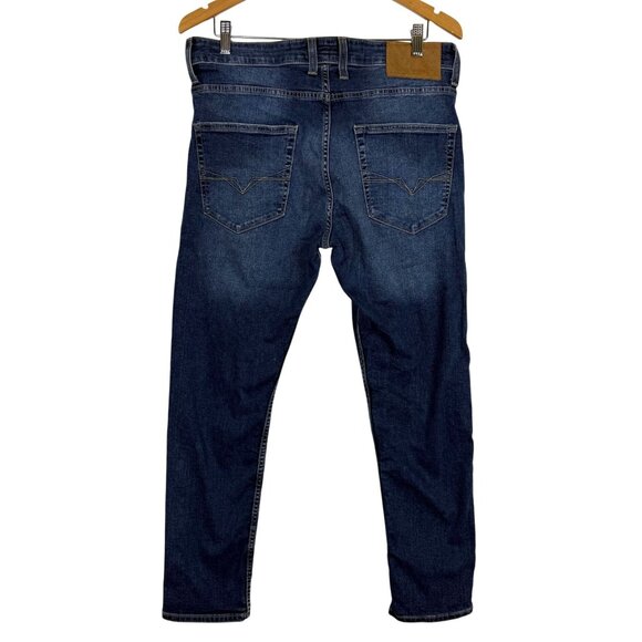 Guess Mens Athletic Tapered Denim Jeans Sz 32x32 (Actual 33 x 28) Med Dark Wash - Picture 6 of 11